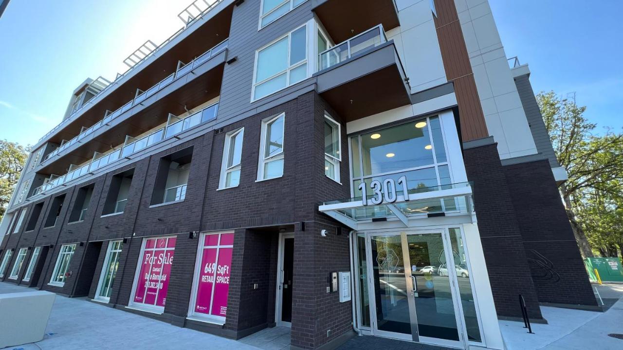 Hillside Oasis By Iris Properties! Victoria Eksteriør billede